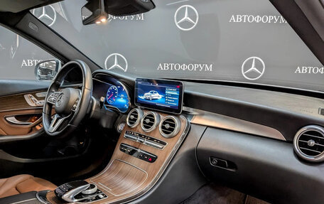 Mercedes-Benz C-Класс, 2018 год, 3 000 000 рублей, 9 фотография