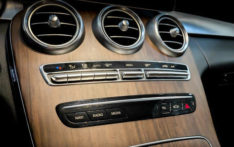 Mercedes-Benz C-Класс, 2018 год, 3 000 000 рублей, 22 фотография