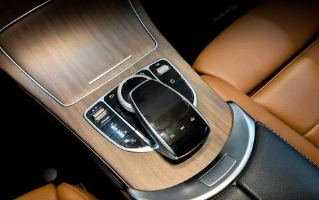Mercedes-Benz C-Класс, 2018 год, 3 000 000 рублей, 23 фотография