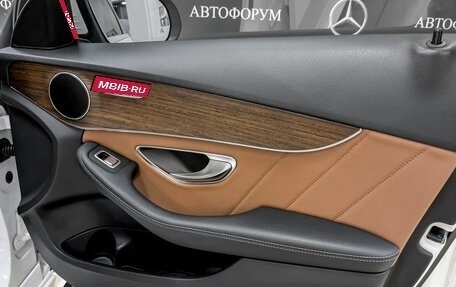 Mercedes-Benz C-Класс, 2018 год, 3 000 000 рублей, 21 фотография