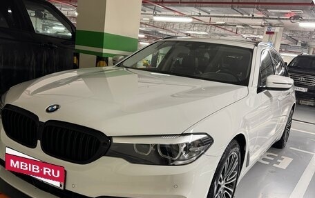 BMW 5 серия, 2019 год, 3 840 000 рублей, 5 фотография