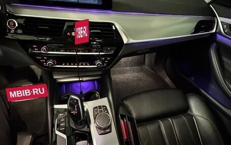 BMW 5 серия, 2019 год, 3 840 000 рублей, 10 фотография