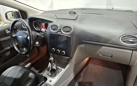 Ford Focus II рестайлинг, 2011 год, 730 000 рублей, 12 фотография