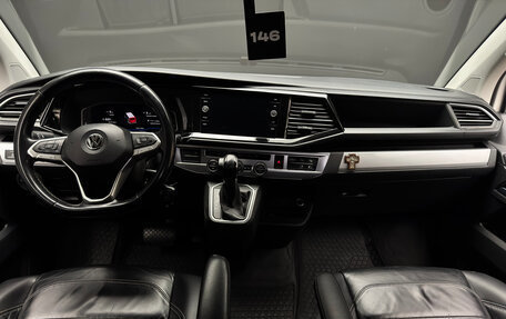 Volkswagen Multivan T6 рестайлинг, 2020 год, 6 650 000 рублей, 10 фотография