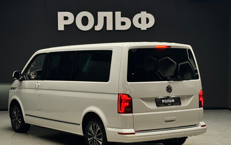 Volkswagen Multivan T6 рестайлинг, 2020 год, 6 650 000 рублей, 3 фотография