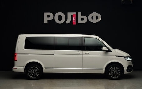 Volkswagen Multivan T6 рестайлинг, 2020 год, 6 650 000 рублей, 5 фотография