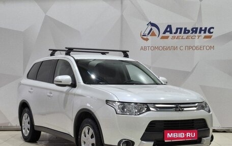 Mitsubishi Outlander III рестайлинг 3, 2014 год, 1 490 000 рублей, 1 фотография