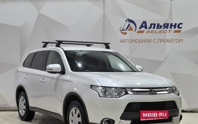 Mitsubishi Outlander III рестайлинг 3, 2014 год, 1 490 000 рублей, 1 фотография
