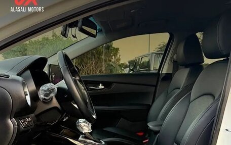 KIA K3, 2022 год, 1 950 000 рублей, 7 фотография