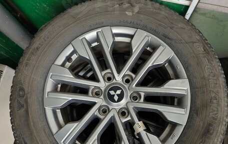 Mitsubishi Pajero Sport III рестайлинг, 2021 год, 4 500 000 рублей, 5 фотография