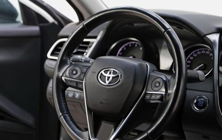 Toyota Camry, 2020 год, 2 565 000 рублей, 6 фотография