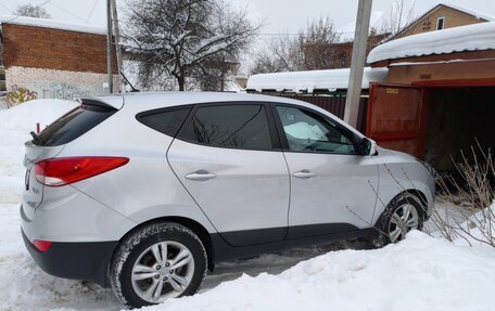Hyundai ix35 I рестайлинг, 2013 год, 1 420 000 рублей, 4 фотография