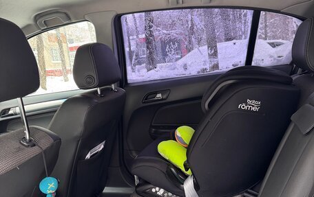 Opel Astra H, 2011 год, 750 000 рублей, 14 фотография