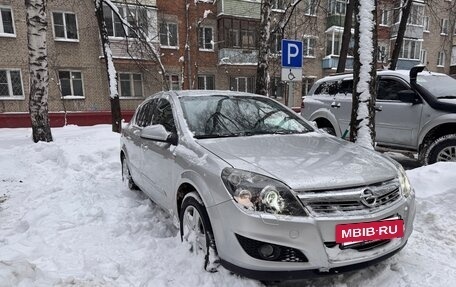 Opel Astra H, 2011 год, 750 000 рублей, 2 фотография