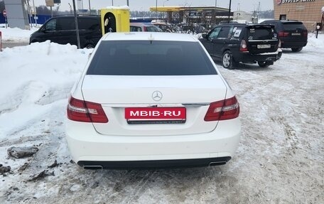 Mercedes-Benz E-Класс, 2012 год, 1 830 000 рублей, 6 фотография