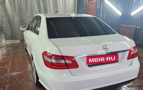 Mercedes-Benz E-Класс, 2012 год, 1 830 000 рублей, 10 фотография