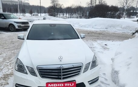 Mercedes-Benz E-Класс, 2012 год, 1 830 000 рублей, 4 фотография