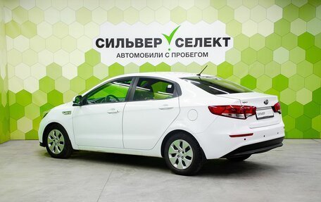 KIA Rio III рестайлинг, 2015 год, 1 100 000 рублей, 6 фотография