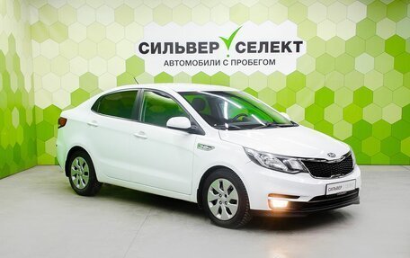 KIA Rio III рестайлинг, 2015 год, 1 100 000 рублей, 5 фотография