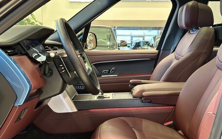 Land Rover Range Rover IV рестайлинг, 2025 год, 26 990 000 рублей, 8 фотография