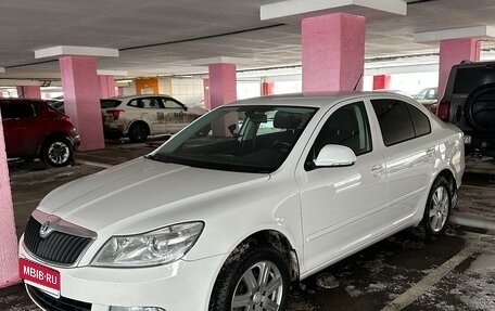 Skoda Octavia, 2012 год, 1 350 000 рублей, 2 фотография