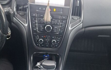 Opel Astra J, 2014 год, 800 000 рублей, 6 фотография