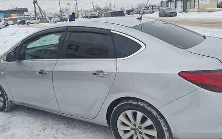 Opel Astra J, 2014 год, 800 000 рублей, 3 фотография