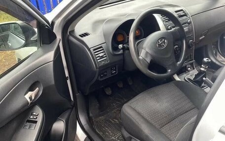 Toyota Corolla, 2009 год, 550 000 рублей, 3 фотография