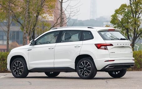 Skoda Karoq I, 2024 год, 2 400 333 рублей, 4 фотография