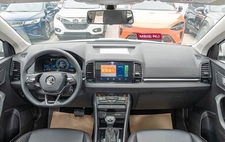 Skoda Karoq I, 2024 год, 2 400 333 рублей, 10 фотография