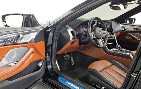 BMW 8 серия, 2024 год, 12 890 000 рублей, 11 фотография