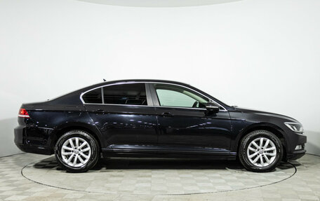 Volkswagen Passat B8 рестайлинг, 2017 год, 1 949 700 рублей, 4 фотография