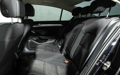 Volkswagen Passat B8 рестайлинг, 2017 год, 1 949 700 рублей, 10 фотография