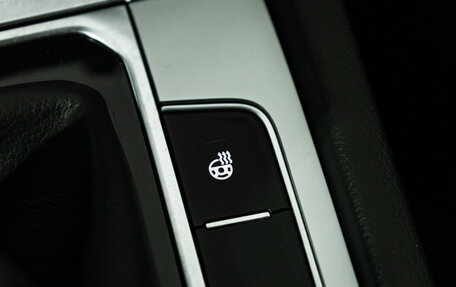 Volkswagen Passat B8 рестайлинг, 2017 год, 1 949 700 рублей, 18 фотография