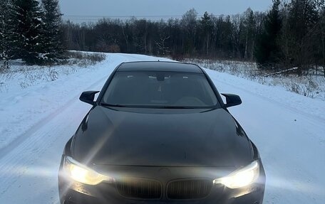 BMW 3 серия, 2013 год, 1 000 000 рублей, 4 фотография