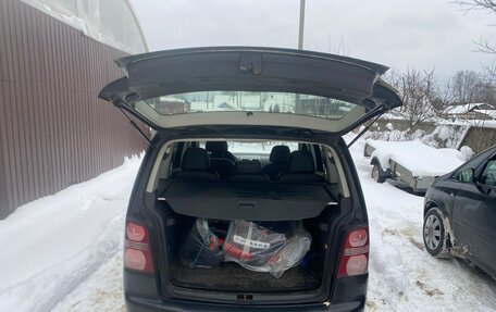 Volkswagen Touran III, 2008 год, 550 000 рублей, 10 фотография