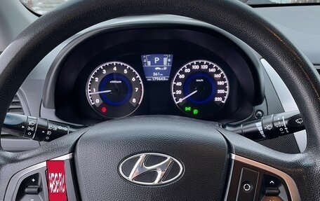 Hyundai Solaris II рестайлинг, 2011 год, 610 000 рублей, 8 фотография