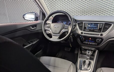 Hyundai Solaris II рестайлинг, 2018 год, 1 350 000 рублей, 13 фотография