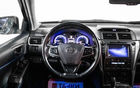 Toyota Camry, 2016 год, 2 170 000 рублей, 8 фотография
