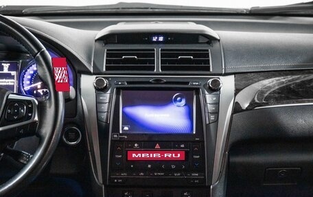 Toyota Camry, 2016 год, 2 170 000 рублей, 12 фотография