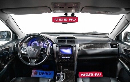 Toyota Camry, 2016 год, 2 170 000 рублей, 7 фотография