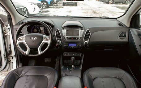 Hyundai ix35 I рестайлинг, 2010 год, 1 095 000 рублей, 16 фотография