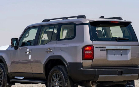 Toyota Land Cruiser Prado, 2025 год, 9 500 000 рублей, 6 фотография