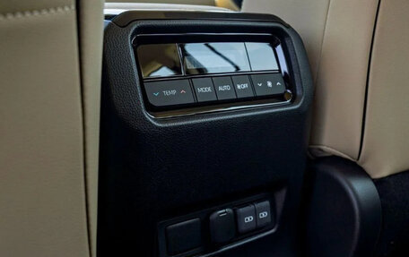 Toyota Land Cruiser Prado, 2025 год, 9 500 000 рублей, 17 фотография