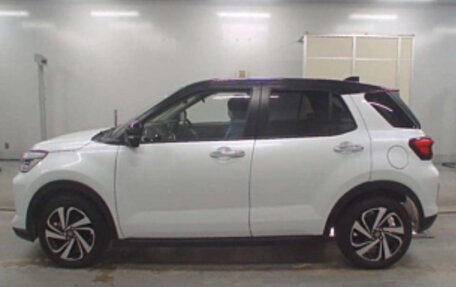 Toyota Raize I, 2025 год, 1 390 000 рублей, 4 фотография