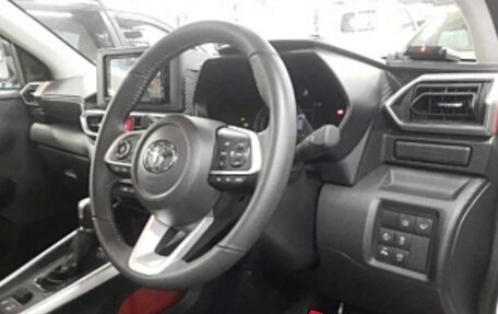 Toyota Raize I, 2025 год, 1 390 000 рублей, 7 фотография