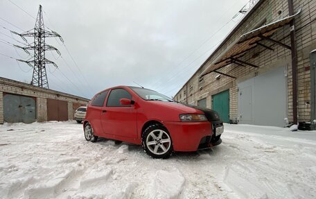 Fiat Punto III Punto Evo рестайлинг, 2000 год, 170 000 рублей, 1 фотография