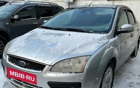 Ford Focus II рестайлинг, 2005 год, 355 555 рублей, 1 фотография