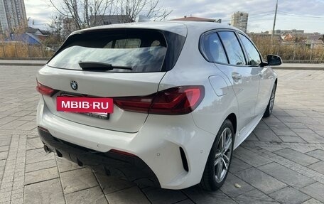 BMW 1 серия, 2021 год, 3 100 000 рублей, 12 фотография
