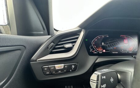 BMW 1 серия, 2021 год, 3 100 000 рублей, 36 фотография